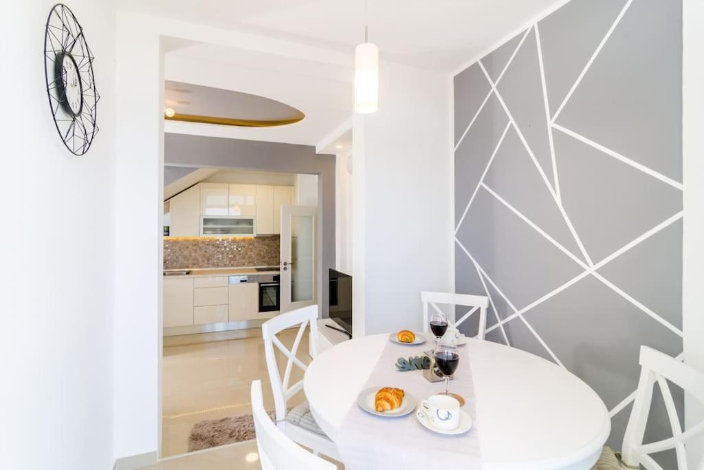 Sea View Apartment 10 Minutes Walk From Old City Dubrovnik Exterior foto